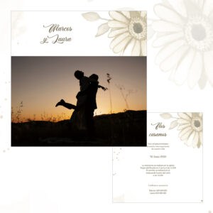1. Pareja en boda al atardecer, fotografía romántica y emotiva en campo abierto.