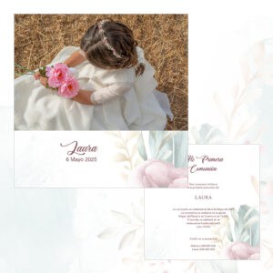 Boda infantil con niña vestida de blanco en campo de trigo con tiara de flores y ramo de rosas rosa.