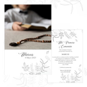 Oración del rosario con fondo difuminado y invitación a primera comunión en plantilla elegante.