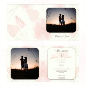 1. Pareja en atardecer, anuncio de boda con diseño romántico y elegante.